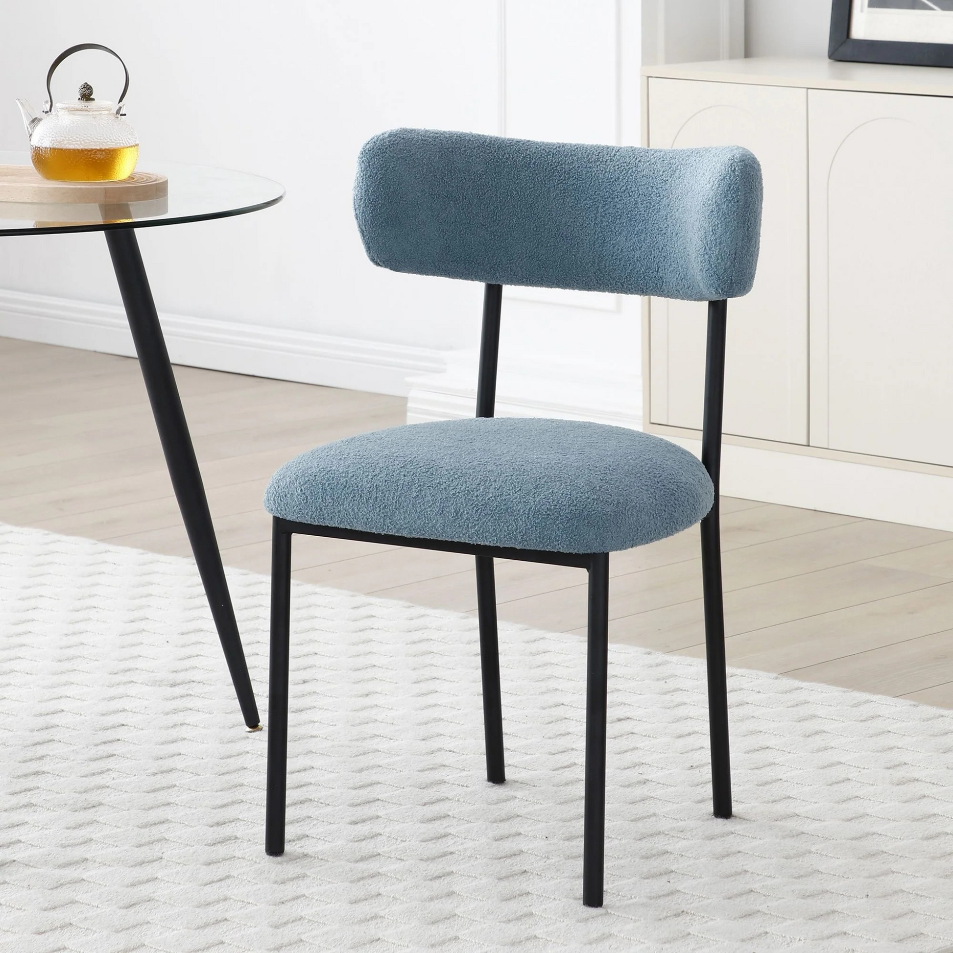 Dining Chairs Set of 2,Round Upholstered Sherpa Fabric Dining Room Chairs with Curved Backrest,Mid-Century Modern Accent Chairs with Black Metal Legs for Dining Room,Living Room,Kitchen