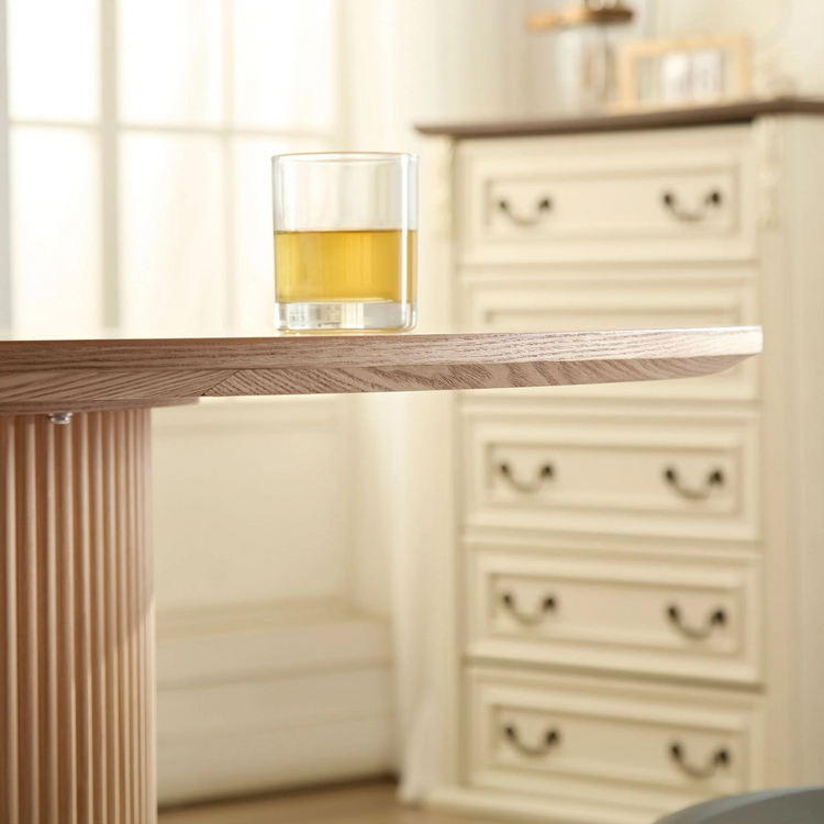 47,24 inch MDF Dining Table for Dining Room Round Dinner Tables Mid-Century Modern Table OAK