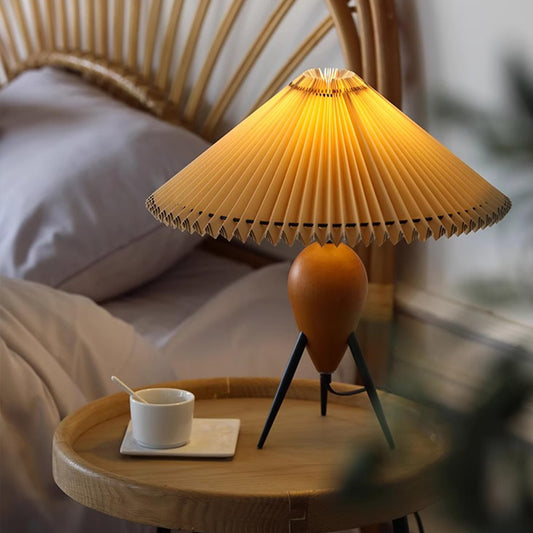 Scandinavian Retro Pleated Table Lamp