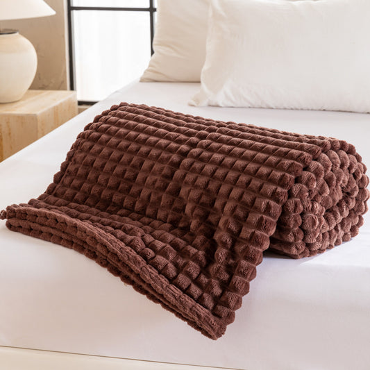 Brown Flannel Blanket - Paved Pattern