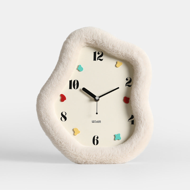 Retro Wall Clock - Plush Contour