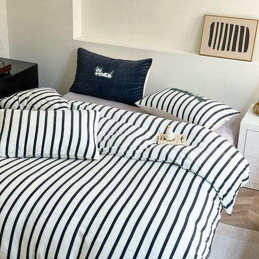 Striped Bed Sheets - Vintage Bedding Set