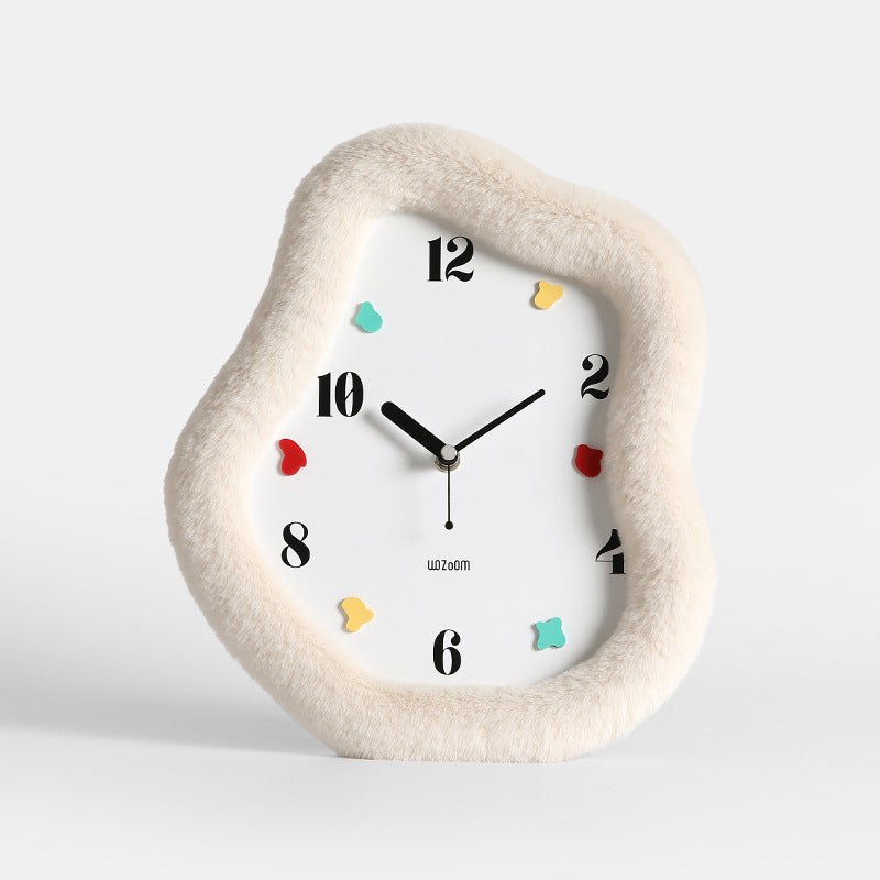 Retro Wall Clock - Plush Contour