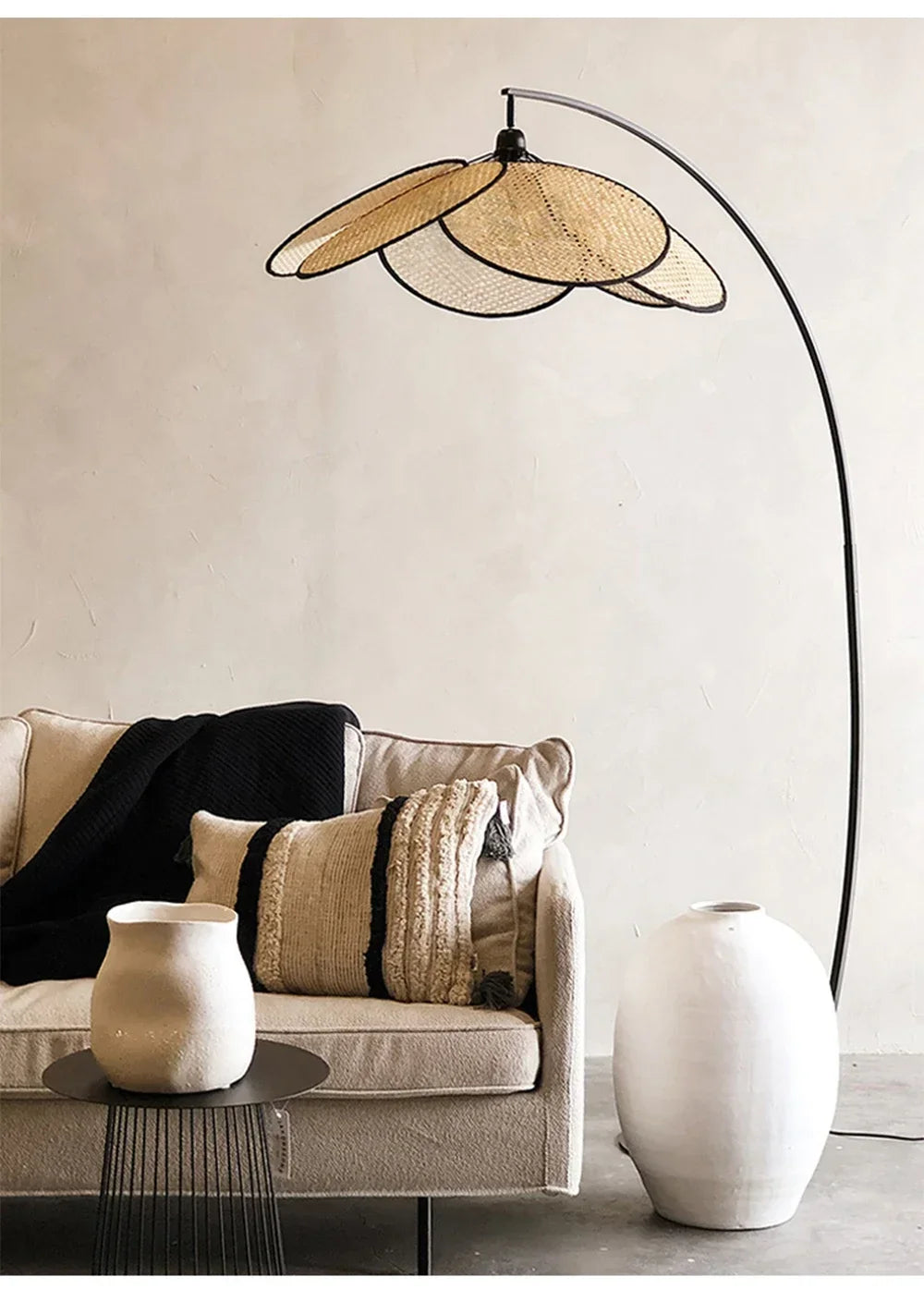 Flowr Shape LED Lighting Floor Lamps - Rattan petals