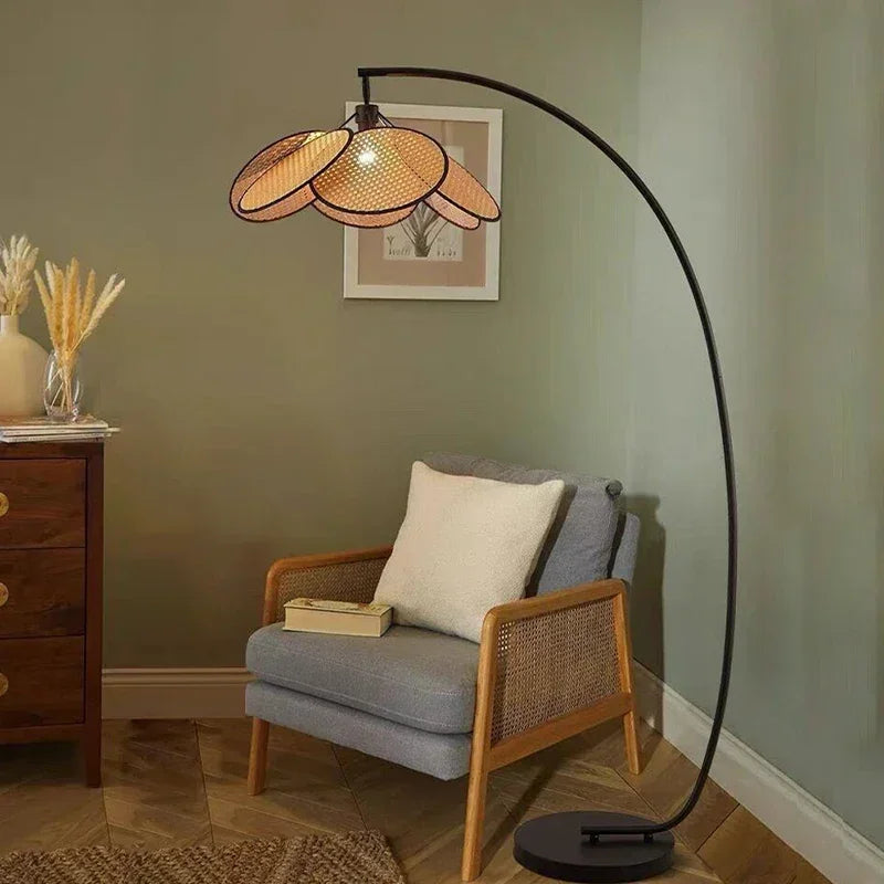 Flowr Shape LED Lighting Floor Lamps - Rattan petals