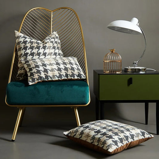 Square patterned Pillowcase for Throw Cushions in Retro Style