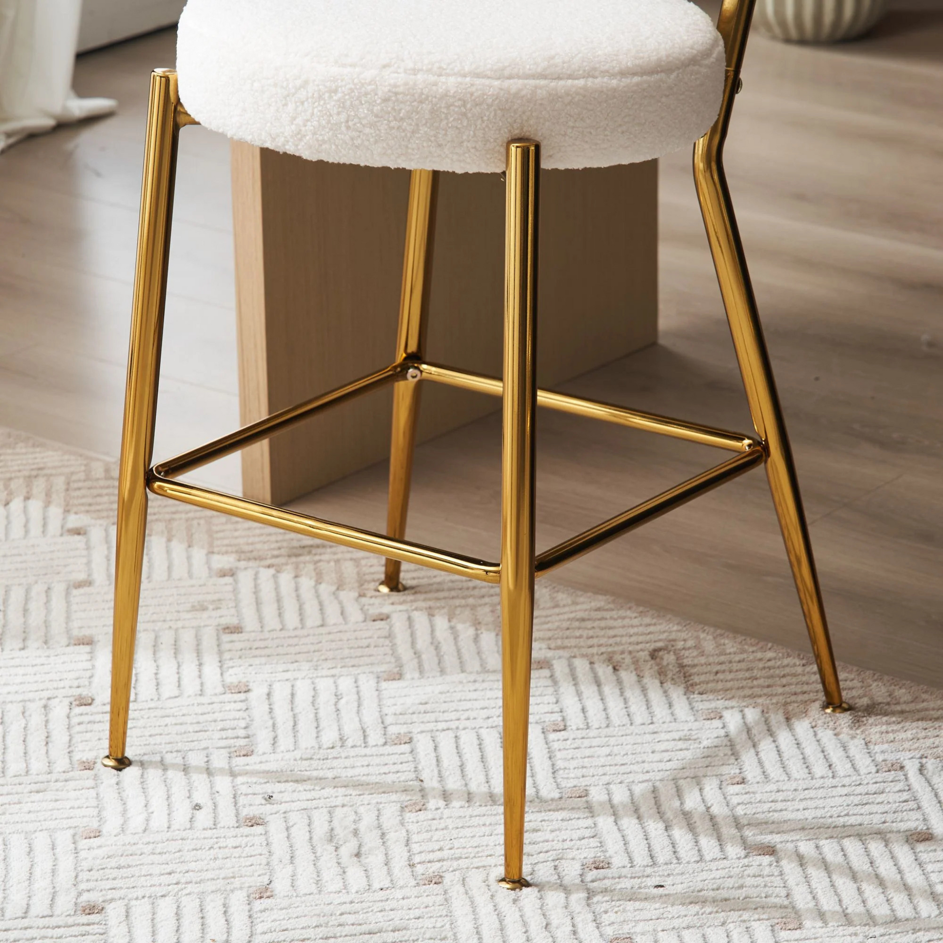 Set of 2 modern teddy fabric upholstered bar stools - Metal base high stool - Suitable for kitchen, dining and living room - Beige - Stylish and comfortable island seating