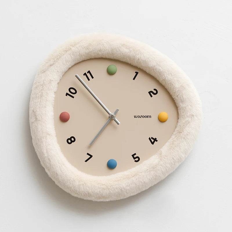 Retro Wall Clock - Plush Contour